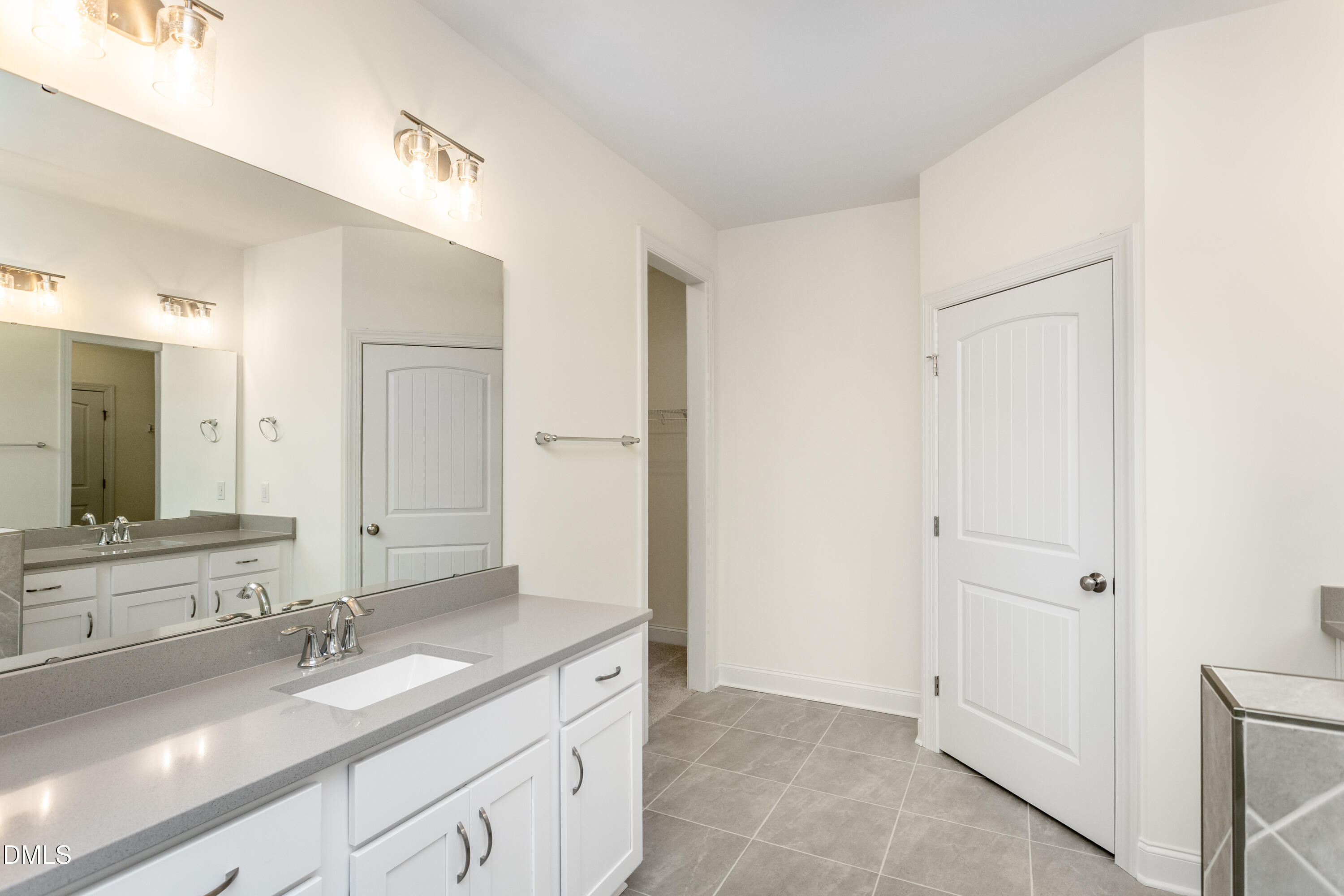 27 Steppe Way Garner, NC 27529 - Photo 17 of 42 Primary Bathroom