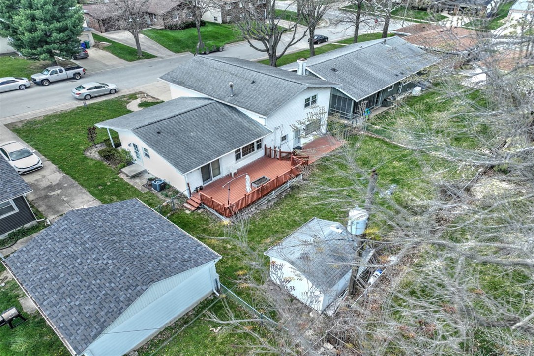 4150 North Sunderland Drive Decatur, IL 62526 - Photo 5 of 28