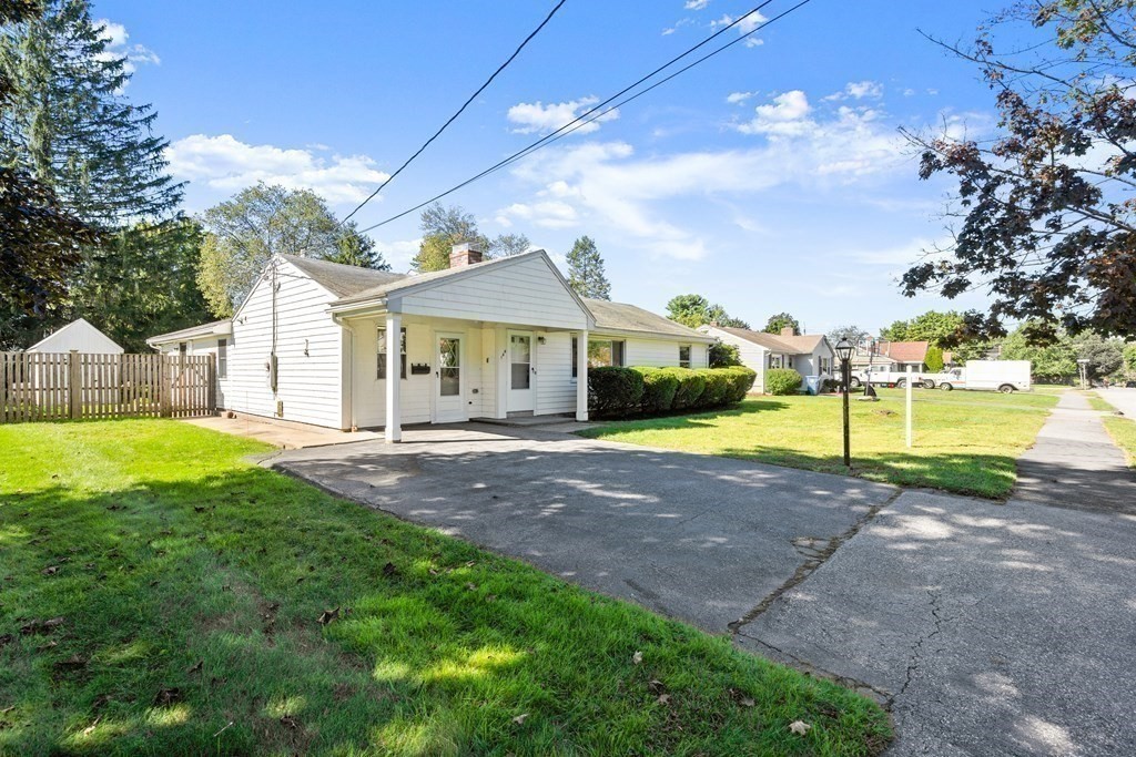 144 Sheffield Road Waltham, MA 02451 - Photo 8 of 30