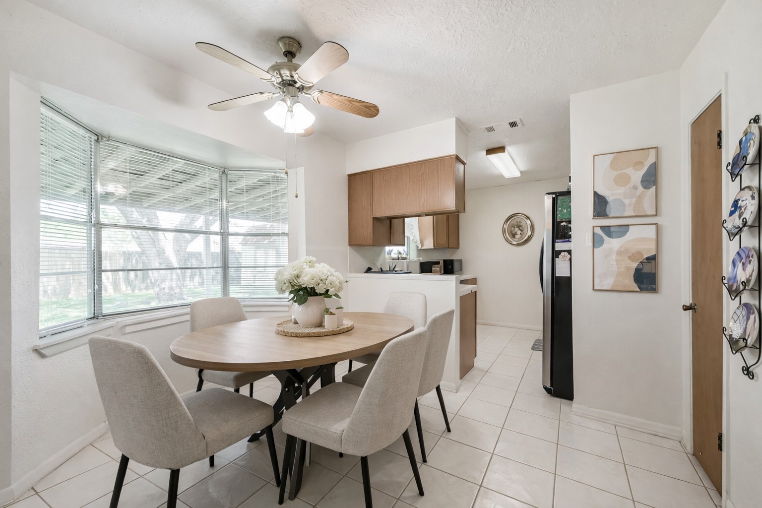 2415 Heather Street Highlands, TX 77562 - Photo 6 of 29 kitchen virtually staged