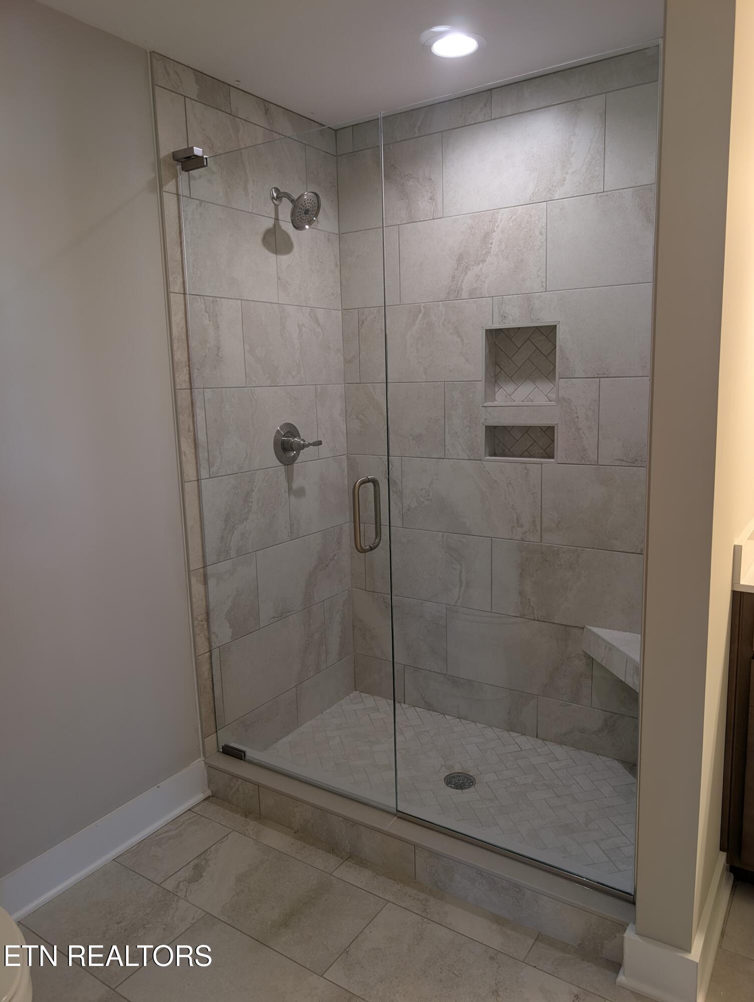 109 Kirbyberry Road, Unit LOT 42B Oak Ridge, TN 37830 - Photo 17 of 47 Tile shower