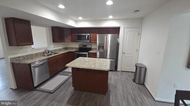 $259,900 | 49 Darien Drive, Bunker Hill, WV 25413