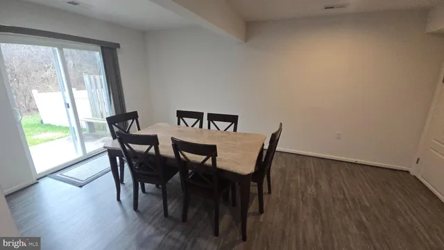 $259,900 | 49 Darien Drive, Bunker Hill, WV 25413