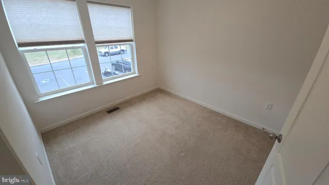 $259,900 | 49 Darien Drive, Bunker Hill, WV 25413