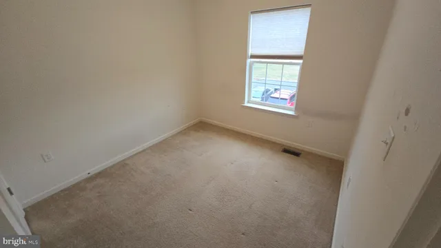 $259,900 | 49 Darien Drive, Bunker Hill, WV 25413