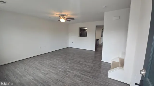 $259,900 | 49 Darien Drive, Bunker Hill, WV 25413