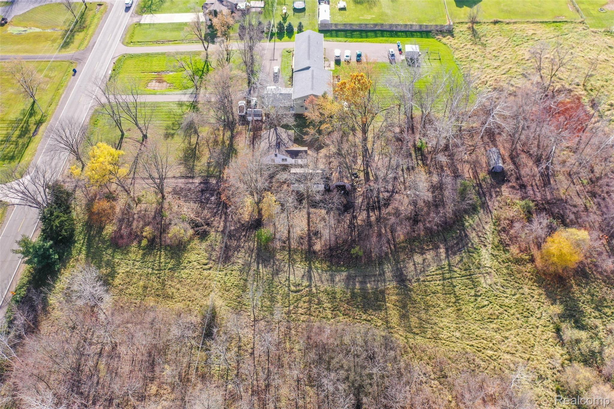 9478 Linden Road Swartz Creek, MI 48473 - Photo 15 of 29 9478-Linden-Rd-35 Outside.jpg