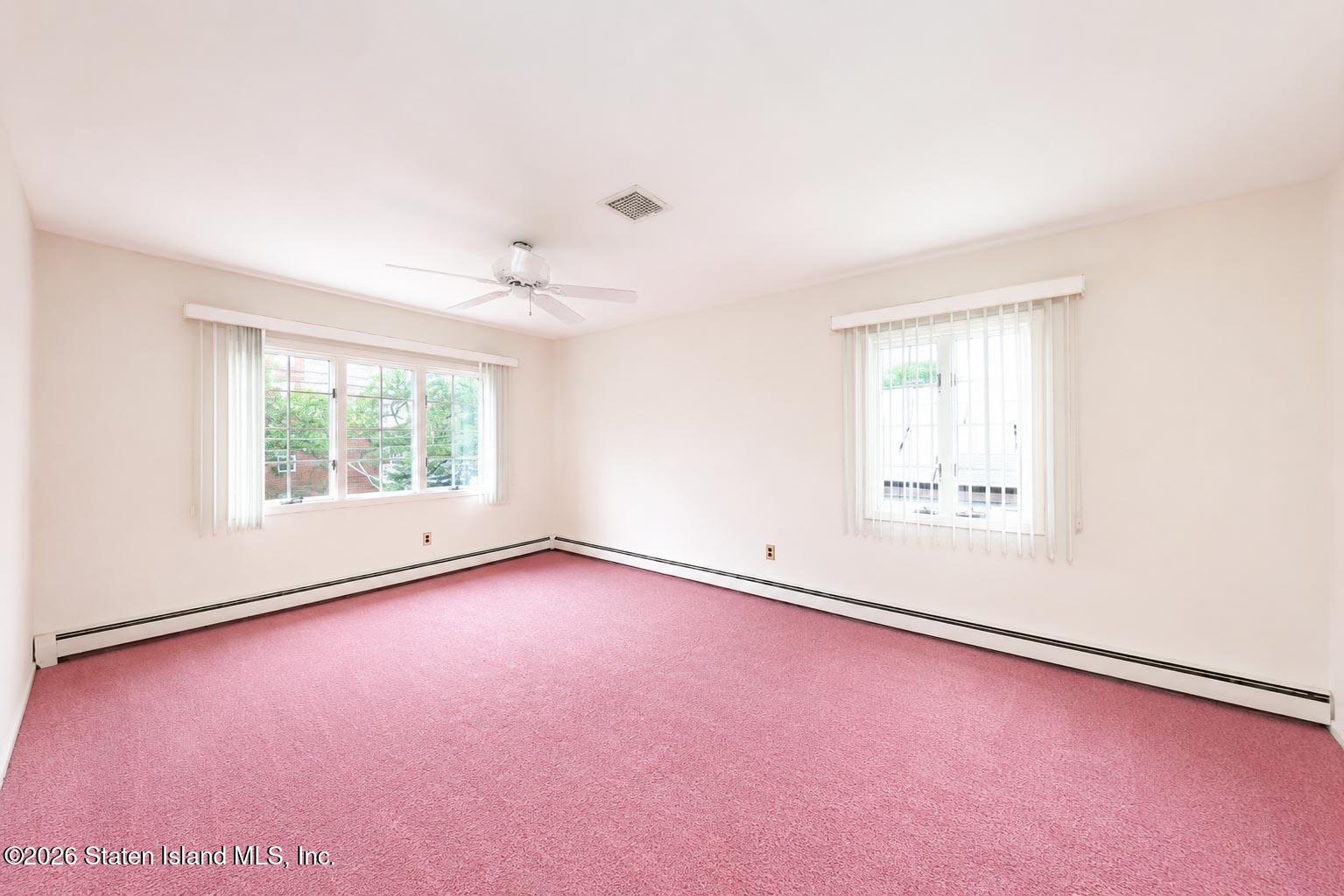 240 Mill Road Staten Island, NY 10306 - Photo 14 of 32 4B32128A-B17A-44D4-9FDD-14403F678213