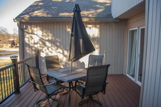 $205,000 | 5984 North Kansas Avenue, Gladstone, MO 64119