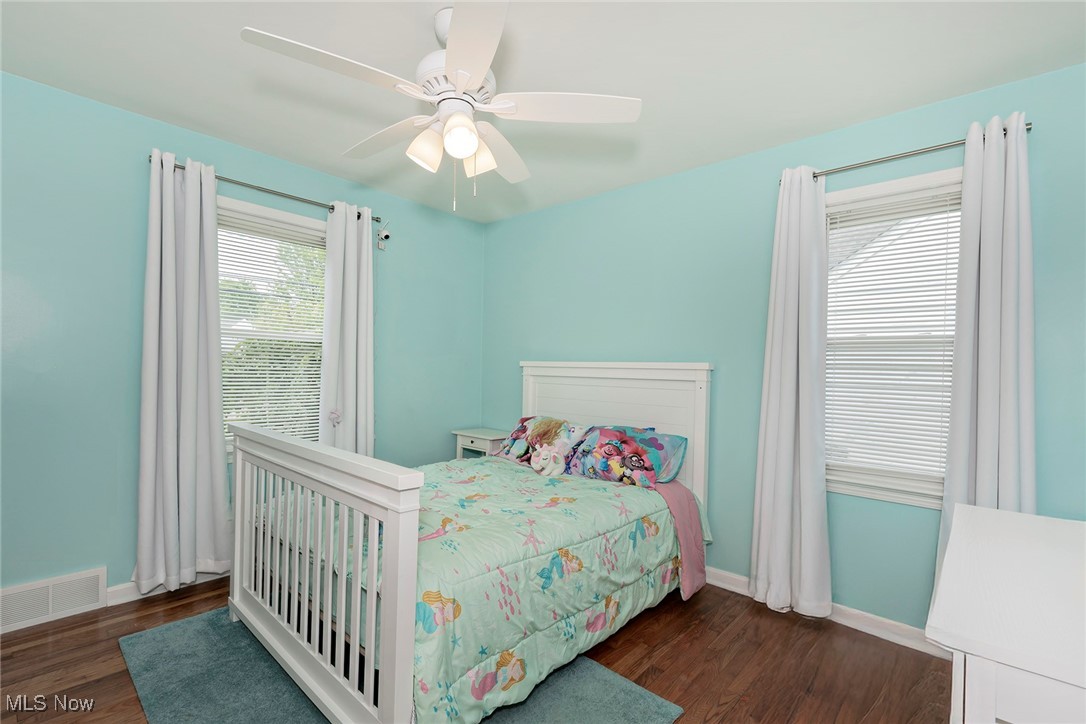 1672 Brainard Road Lyndhurst, OH 44124 - Photo 20 of 40 bedroom on first floor