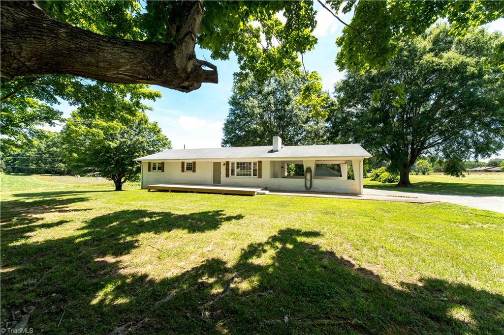 1440 Longtown Road Yadkinville, NC 27055 - Photo 25 of 30