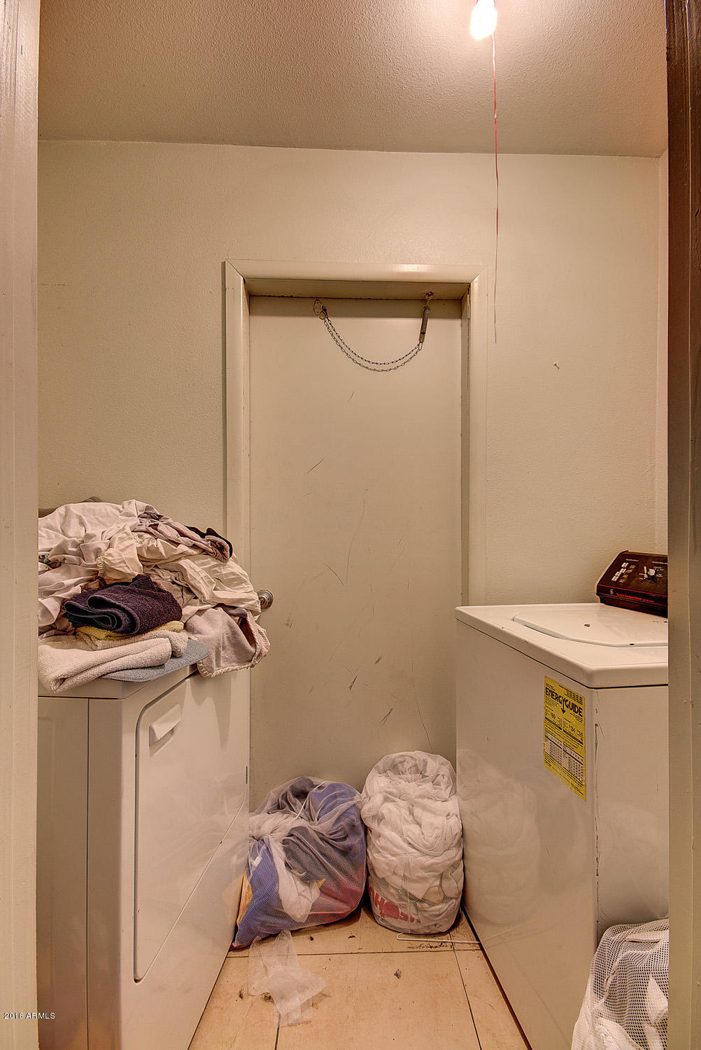 1323 West 9th Street Tempe, AZ 85281 - Photo 7 of 26 Laundry with Exterior Door
