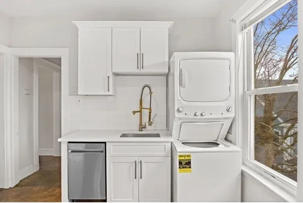 $1,175,000 | 9 Sumner Square, Boston, MA 02125