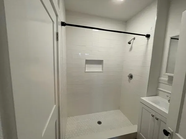 $1,175,000 | 9 Sumner Square, Boston, MA 02125