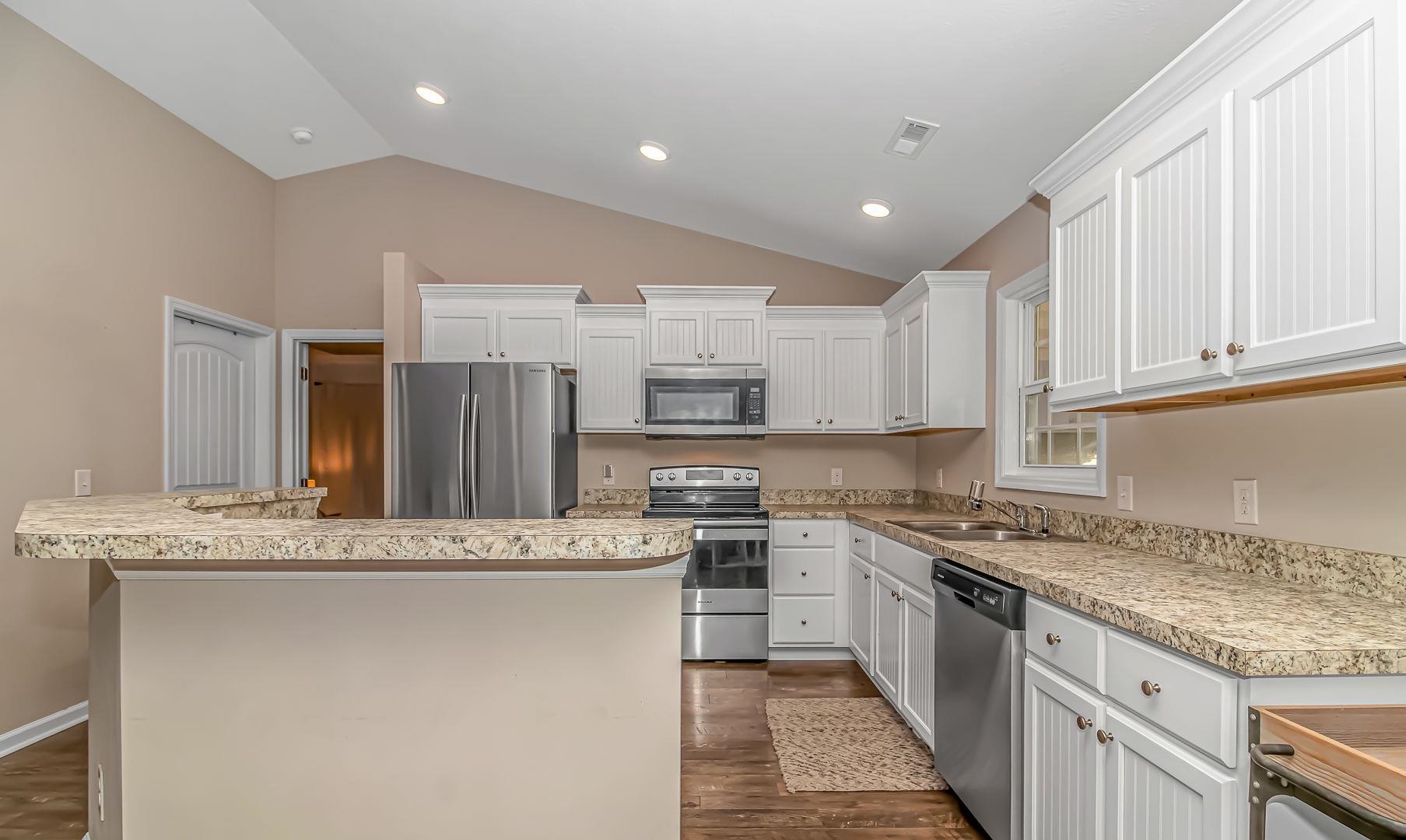 235 Floyd Page Road Galivants Ferry, SC 29544 - Photo 5 of 37 Gallery Image 5