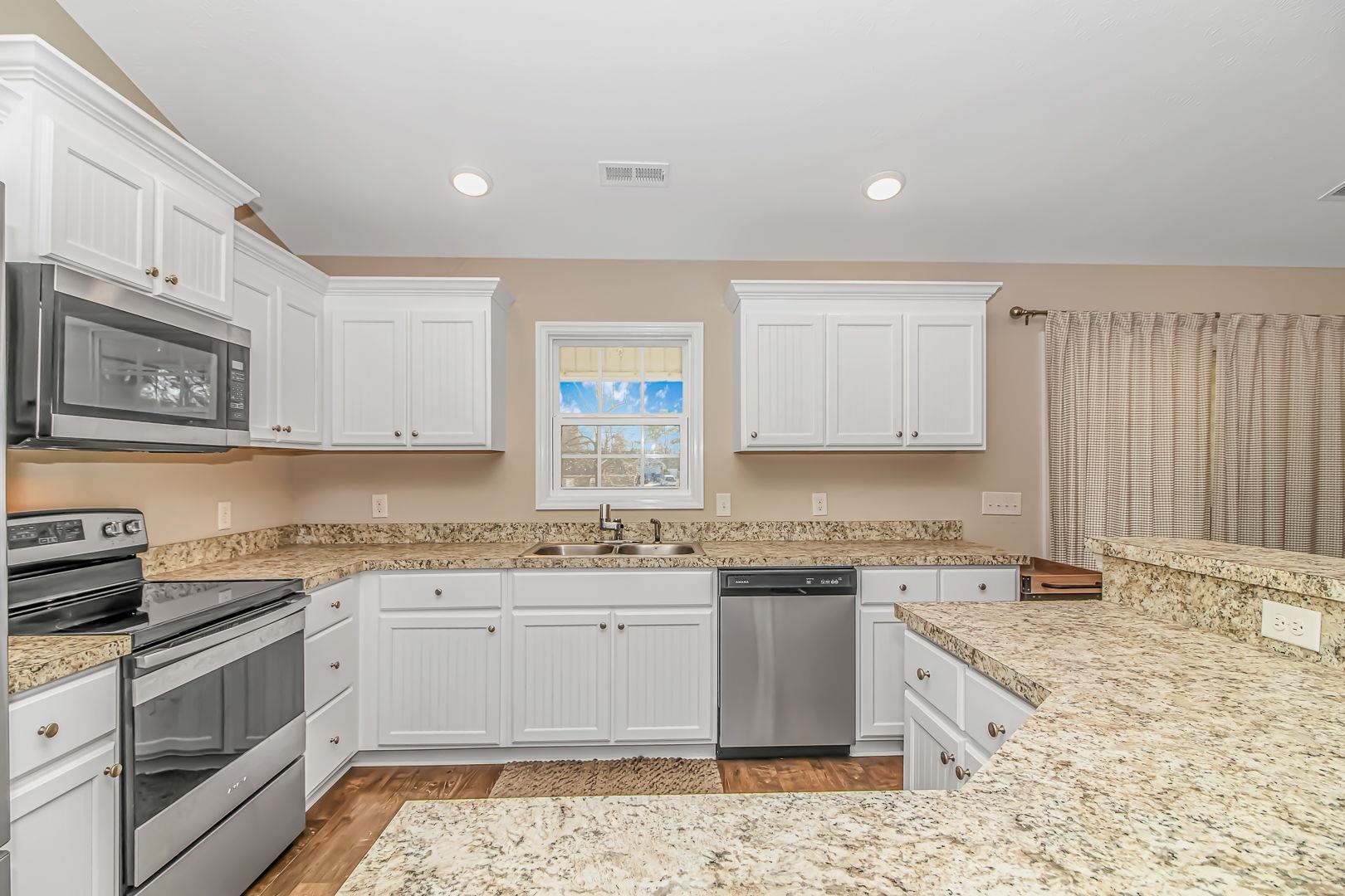 235 Floyd Page Road Galivants Ferry, SC 29544 - Photo 6 of 37 Gallery Image 6