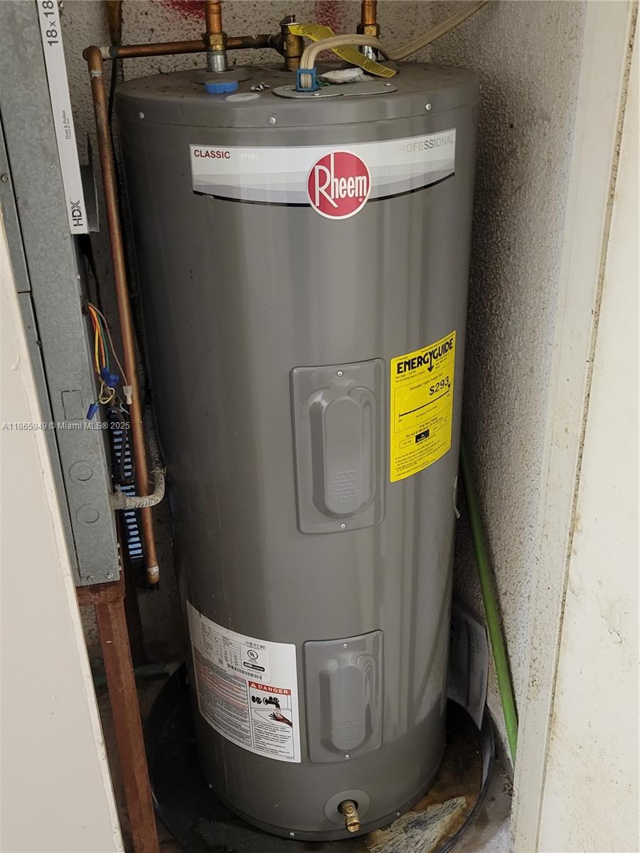 919 Hillcrest Drive, Unit 306 Hollywood, FL 33021 - Photo 21 of 30 a view of water heater room