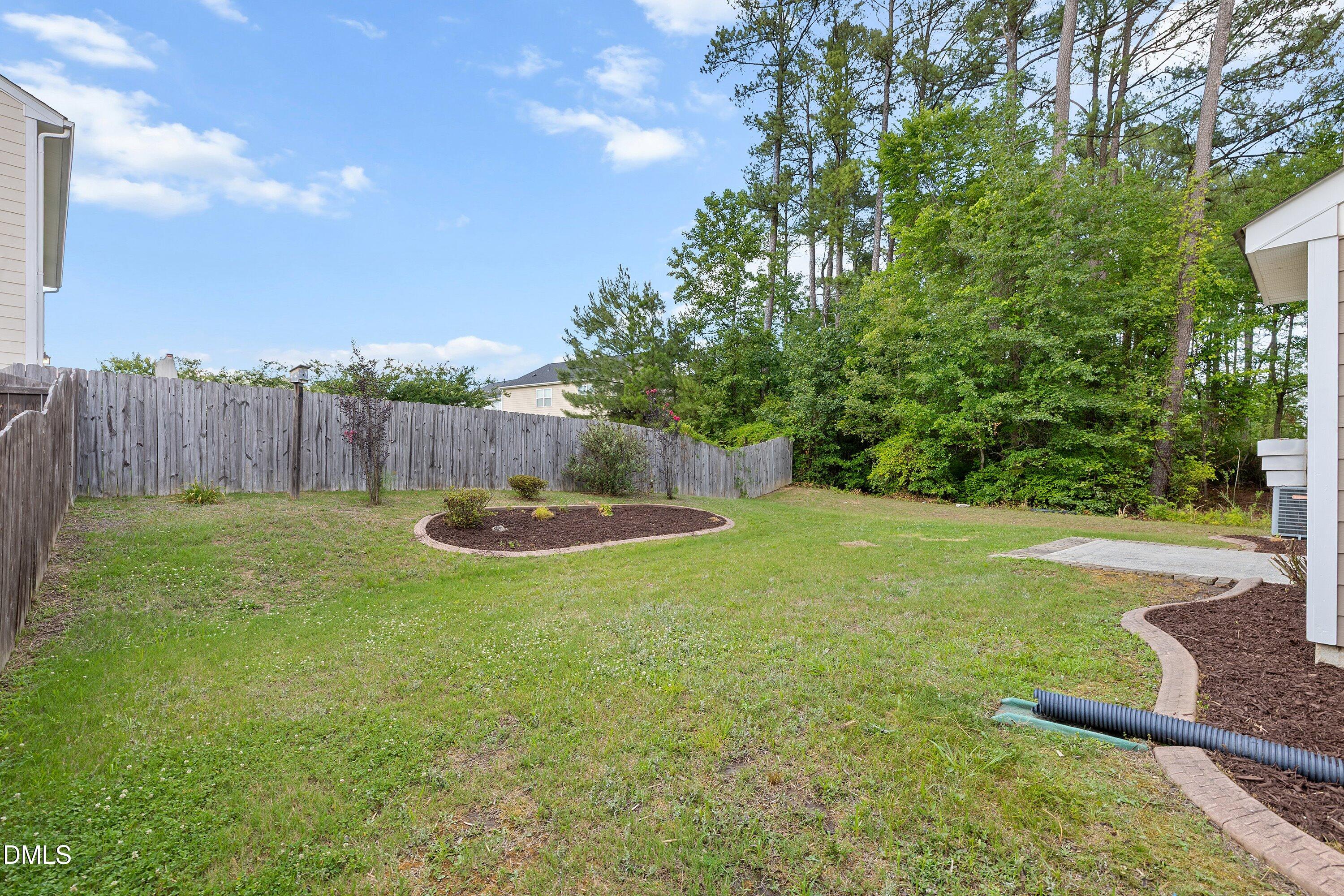 103 Thorngate Road Durham, NC 27703 - Photo 40 of 50 47-103 Thorngate Rd_7260
