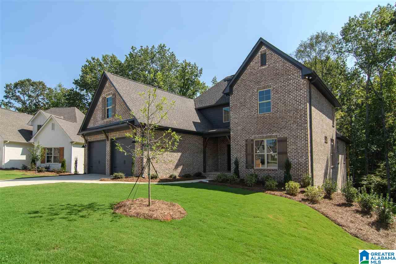 201 Ambergate Circle Pelham, AL 35124 - Photo 2 of 49