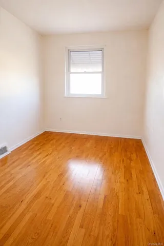 $3,600 | 1958 Burke Avenue | Baychester