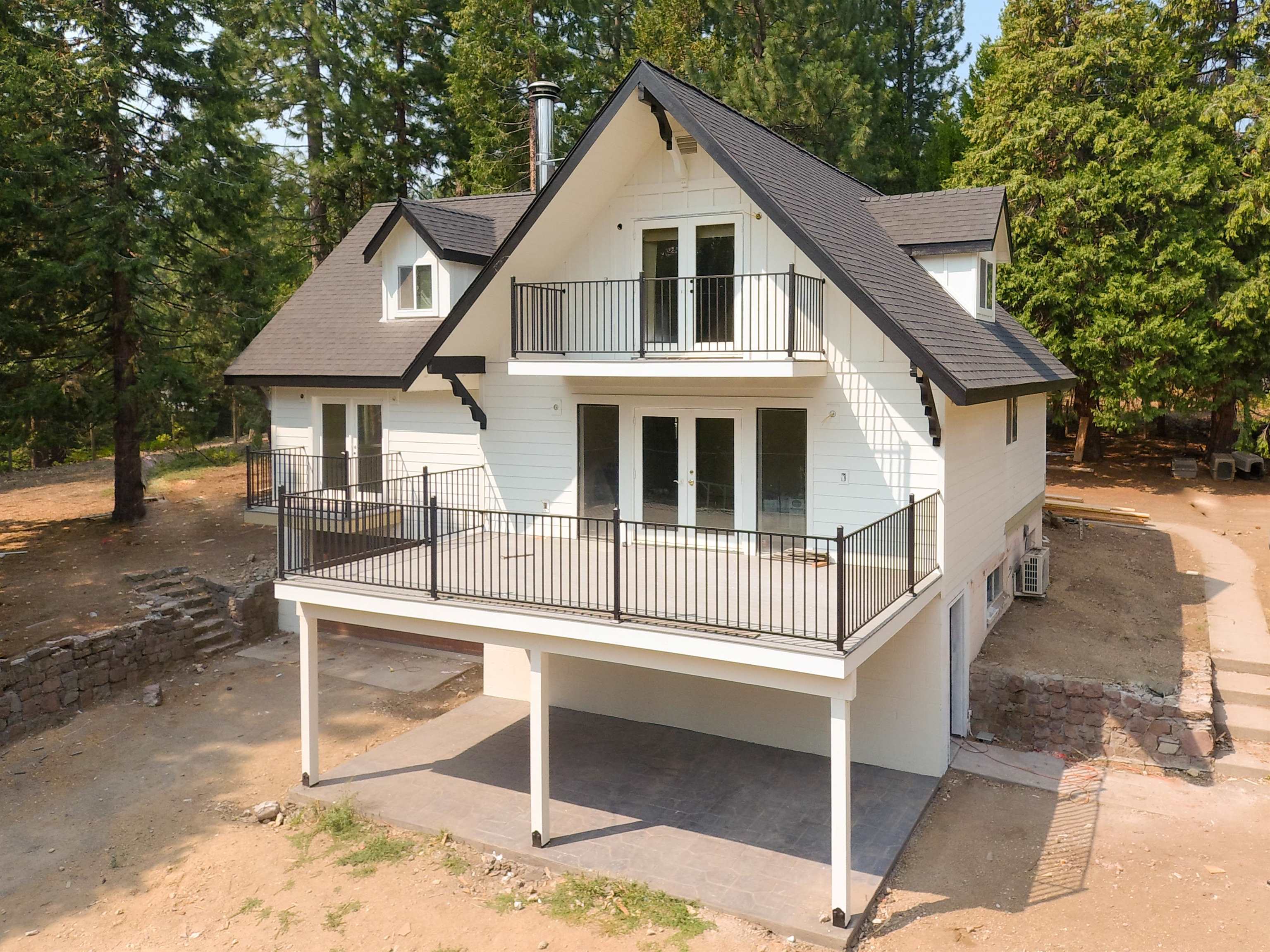 1635 Deetz Road Mount Shasta, CA 96067 - Photo 1 of 24 Gallery Image 1