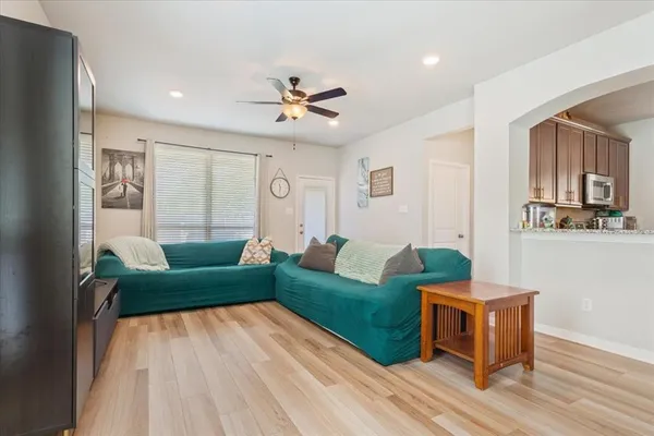 $399,900 | 10416 Langham Drive, Waco, TX 76708