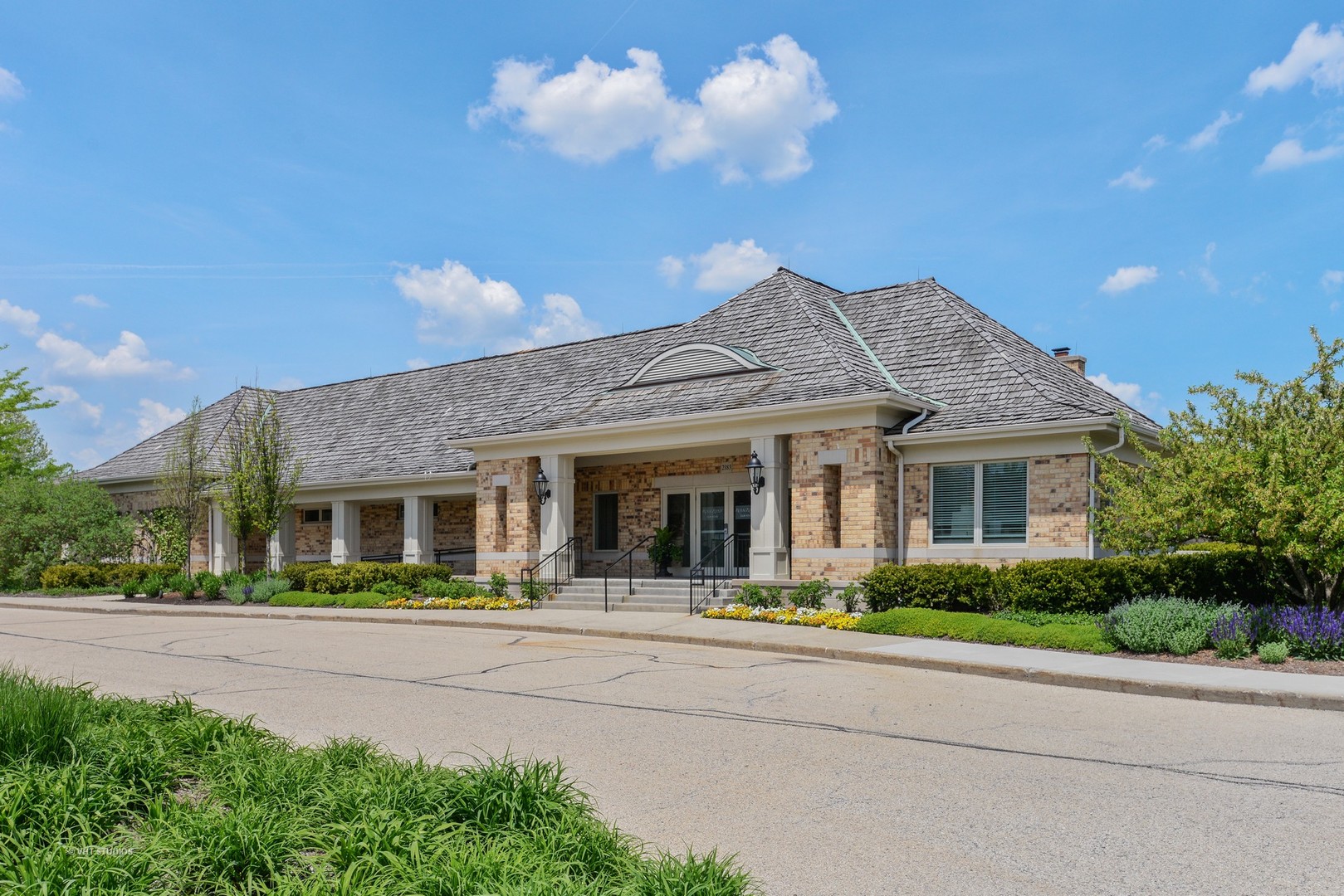 2041 Royal Ridge Drive Northbrook, IL 60062 - Photo 26 of 30