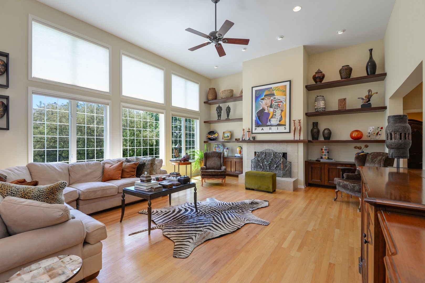 2041 Royal Ridge Drive Northbrook, IL 60062 - Photo 4 of 30