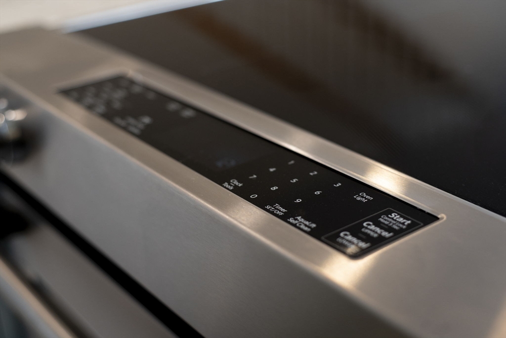 34 Constitution Way, Unit D Marblehead, MA 01945 - Photo 12 of 33 a close up of a sink