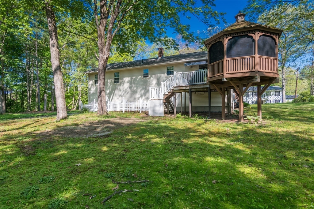 908 Burts Pit Road Northampton, MA 01062 - Photo 8 of 36