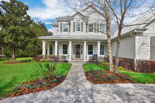 a view of a yard in front of house