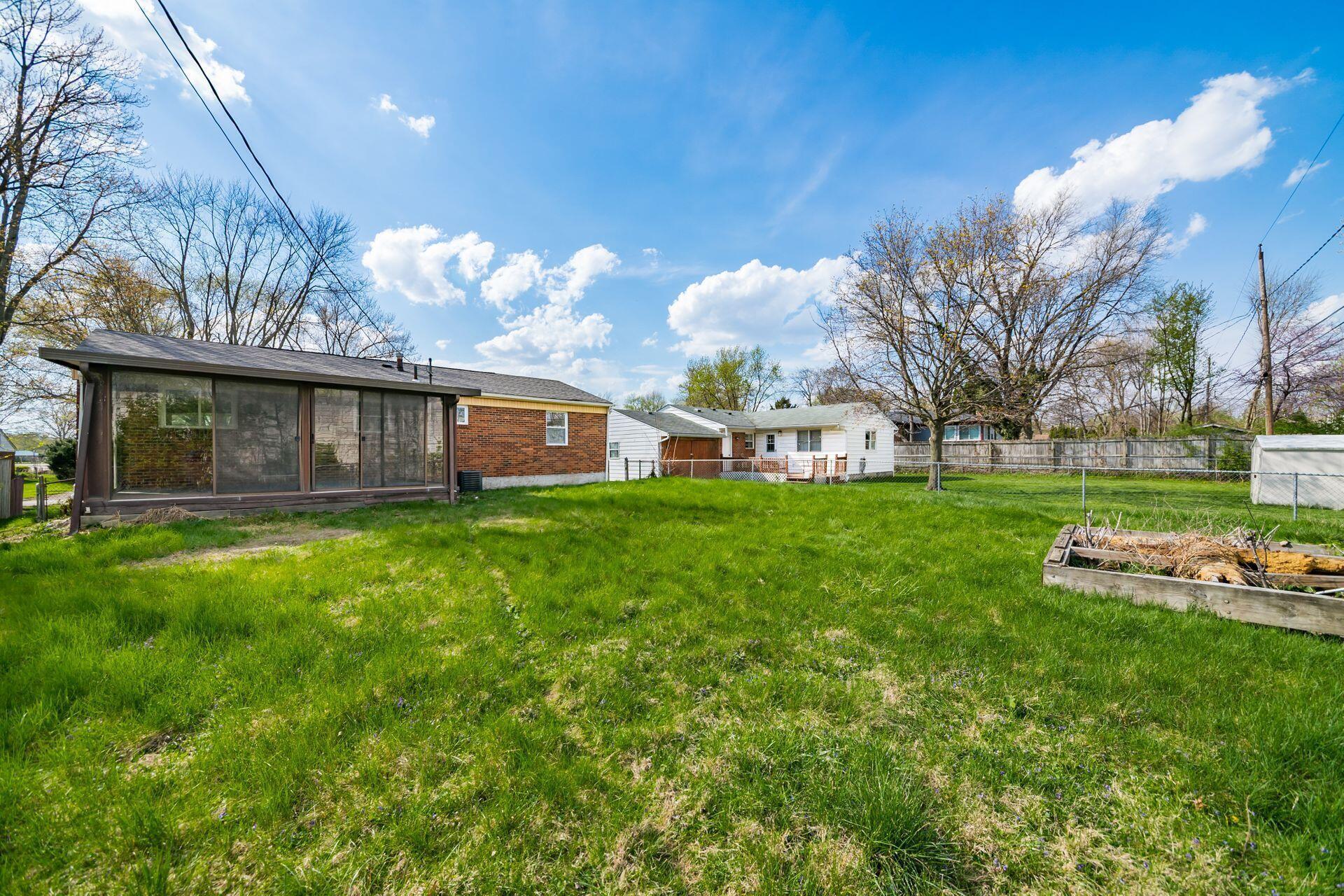 5548 Roche Drive Columbus, OH 43229 - Photo 47 of 49 041_ Dr Columbus OH 43229 USA