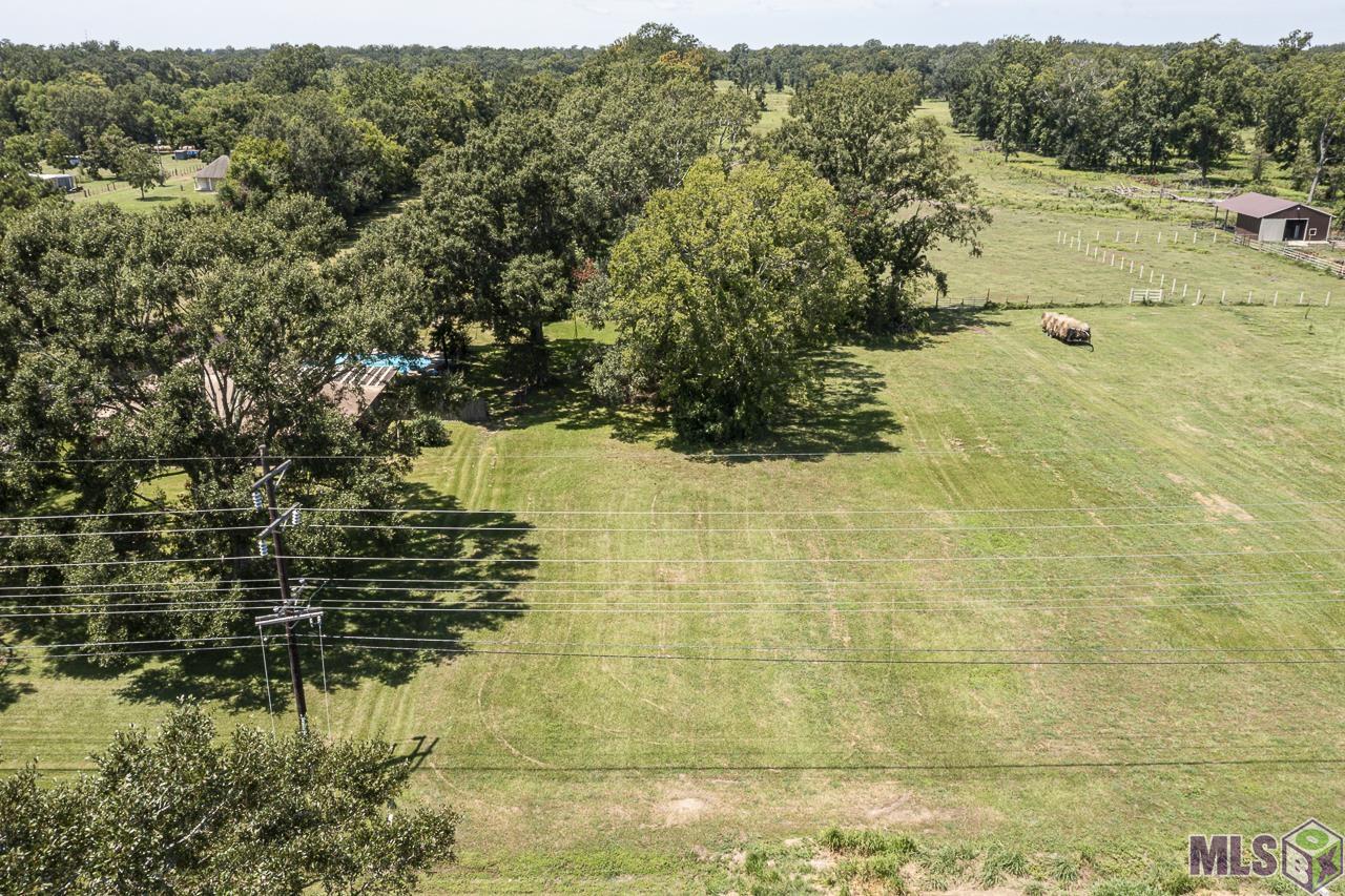 6113 Rougon Road Port Allen, LA 70767 - Photo 2 of 6