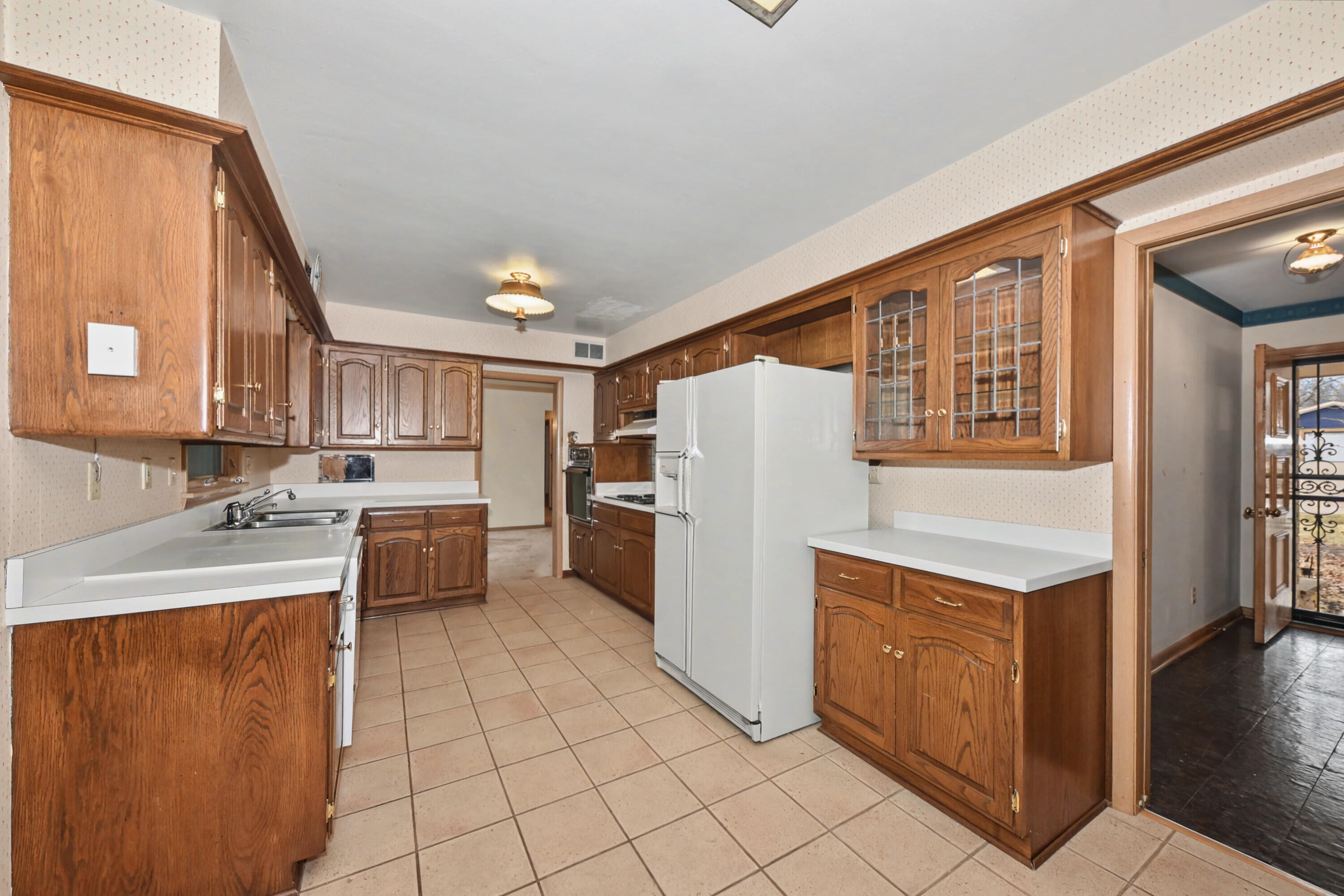 4260 North 163rd Street Brookfield, WI 53005 - Photo 13 of 38 11_EUP_6422