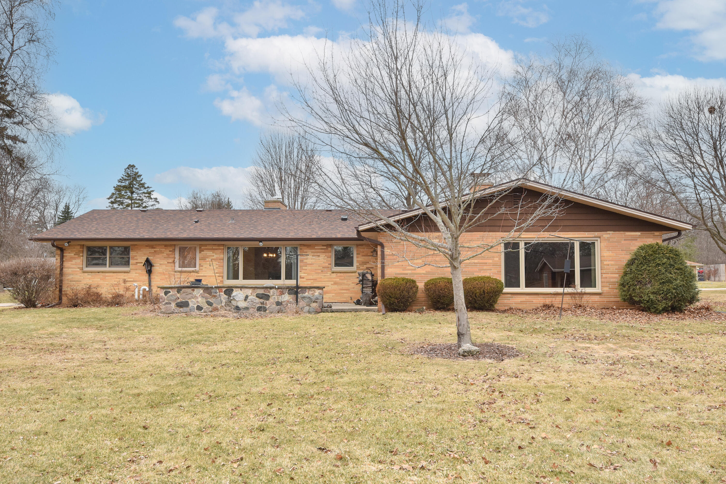 4260 North 163rd Street Brookfield, WI 53005 - Photo 35 of 38 EUP_6409-Edit
