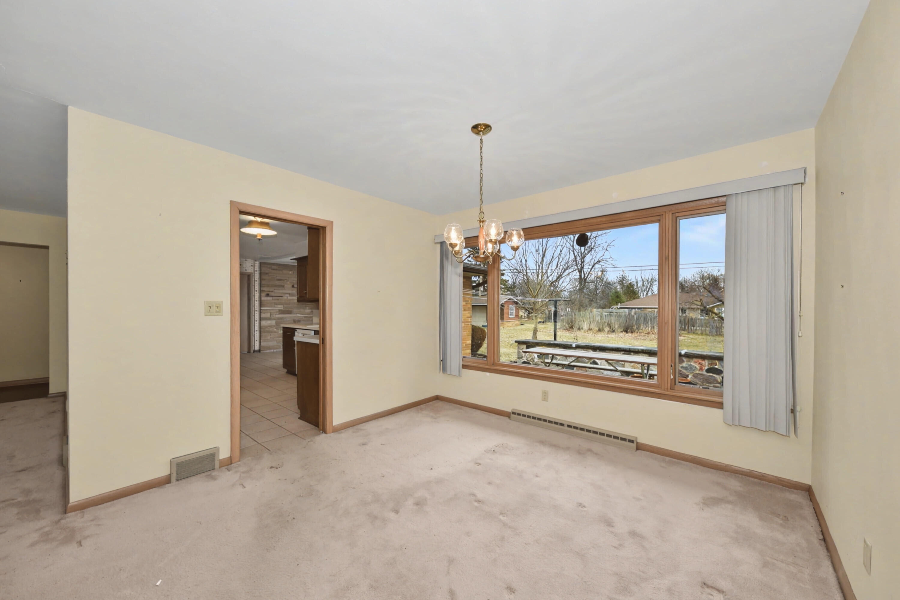 4260 North 163rd Street Brookfield, WI 53005 - Photo 9 of 38 07_EUP_6418