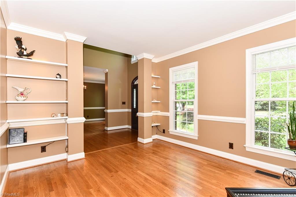8305 Case Ridge Drive Oak Ridge, NC 27310 - Photo 13 of 48 Second view of LR.