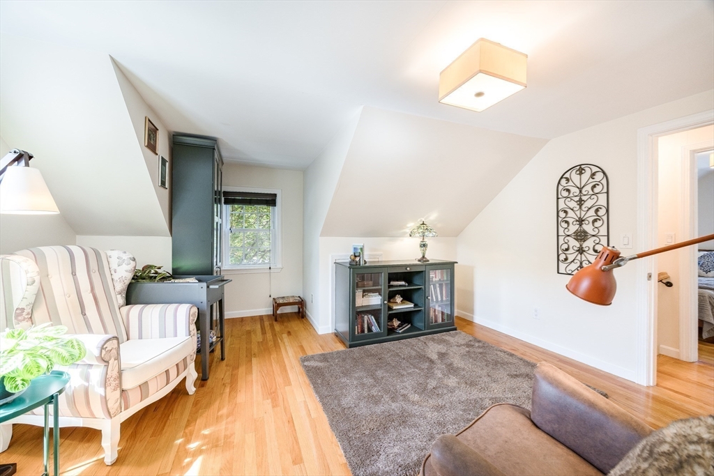 18 Wescroft Road Reading, MA 01867 - Photo 21 of 42 Gallery Image 21