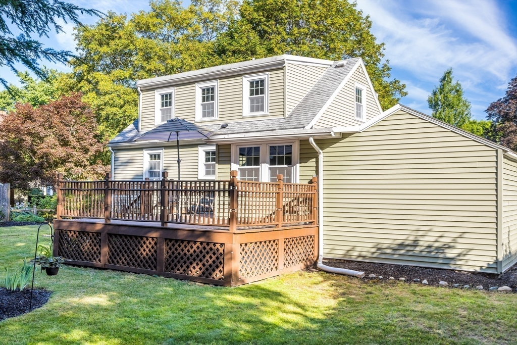 18 Wescroft Road Reading, MA 01867 - Photo 23 of 42 Gallery Image 23