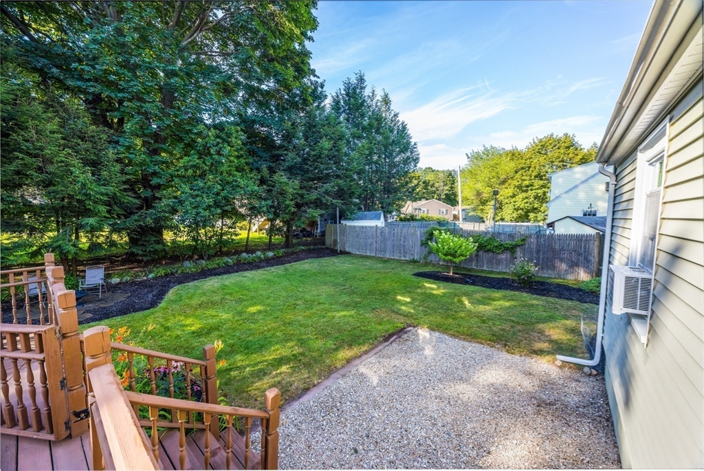 18 Wescroft Road Reading, MA 01867 - Photo 32 of 42 Gallery Image 32