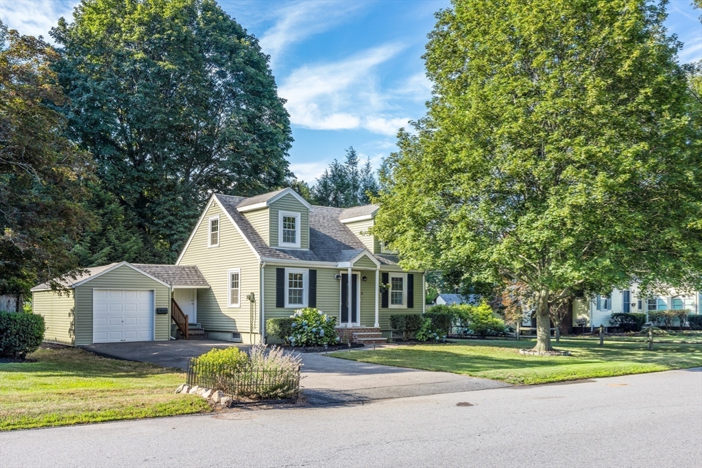 18 Wescroft Road Reading, MA 01867 - Photo 36 of 42 Gallery Image 36