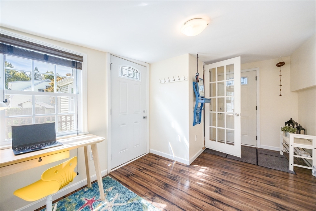 18 Wescroft Road Reading, MA 01867 - Photo 6 of 42 Gallery Image 6