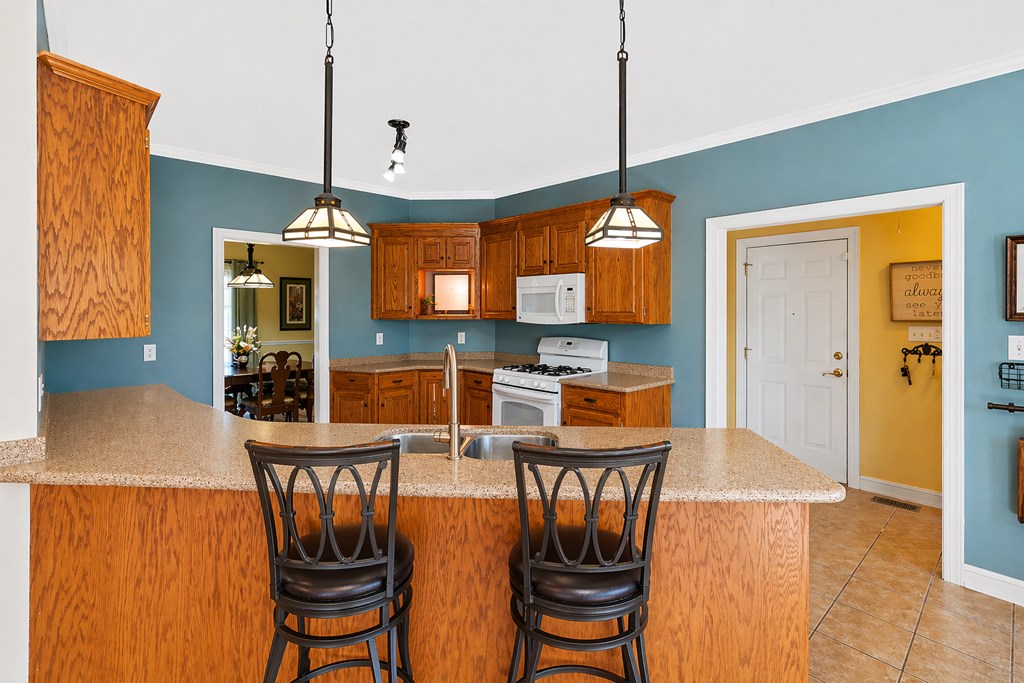 317 Green Oaks Road Greenwood, SC 29649 - Photo 10 of 22