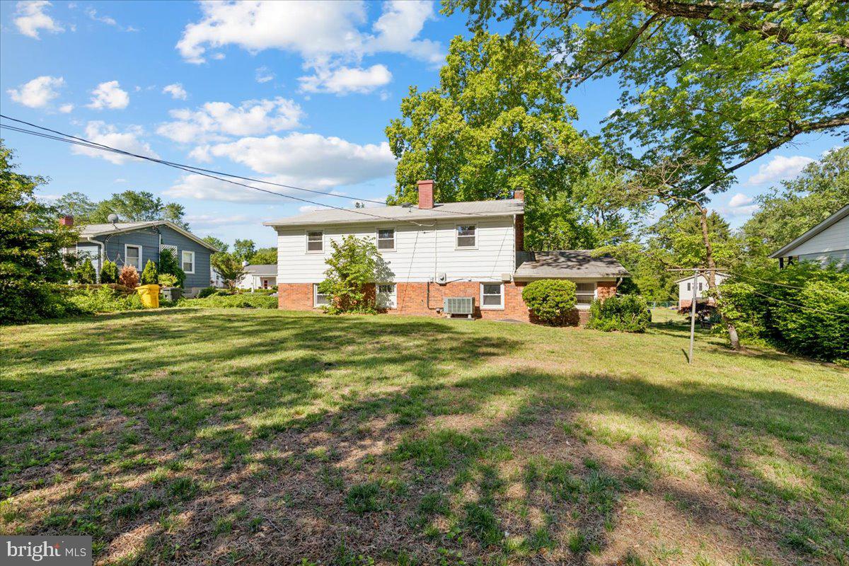130 Brent Road Arnold, MD 21012 - Photo 5 of 46
