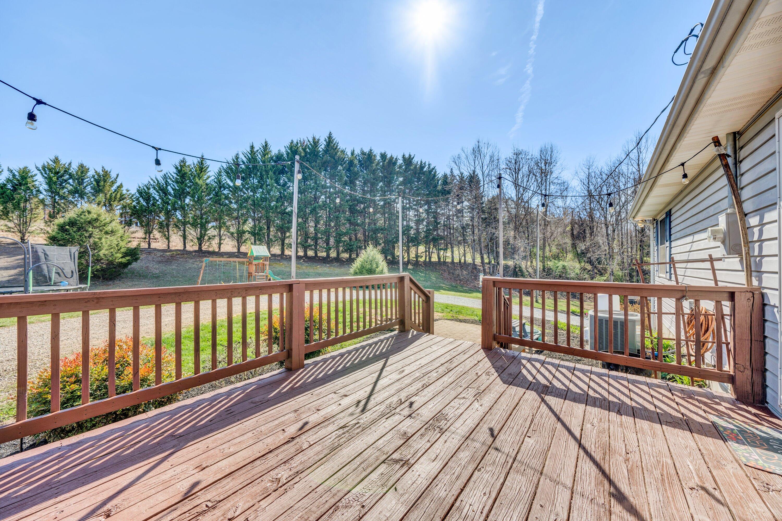 12614 Henry Road Henry, VA 24102 - Photo 26 of 34 a view of balcony with wooden floor and fence
