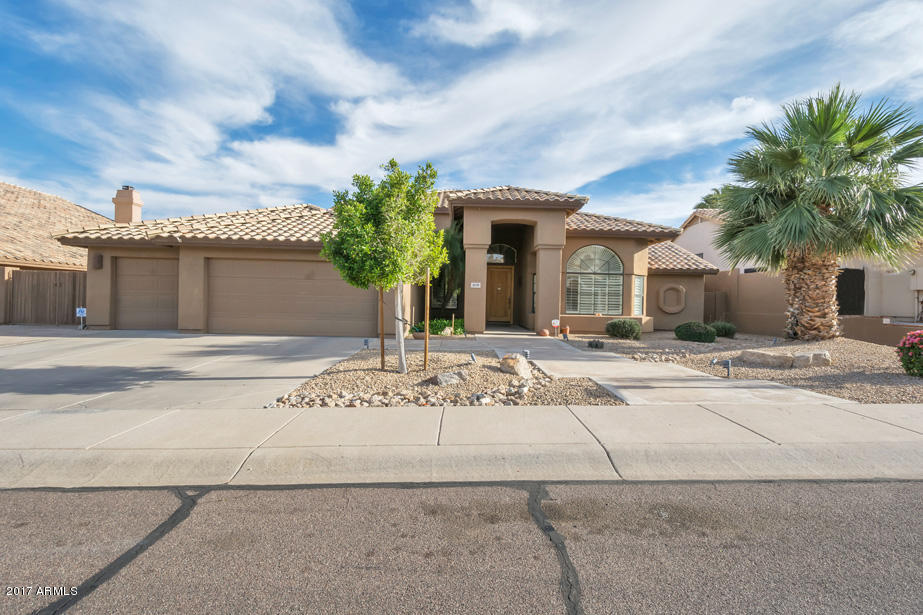 2039 East Tecoma Road Phoenix, AZ 85048 - Photo 1 of 25 DSC_4541