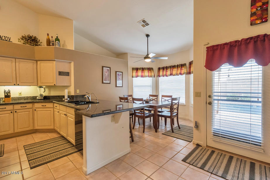 2039 East Tecoma Road Phoenix, AZ 85048 - Photo 12 of 25 DSC_4501