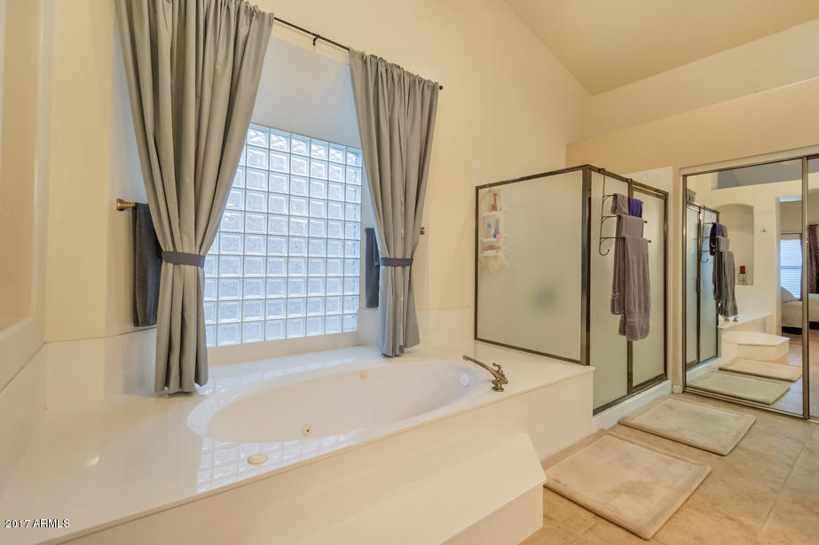 2039 East Tecoma Road Phoenix, AZ 85048 - Photo 17 of 25 DSC_4480