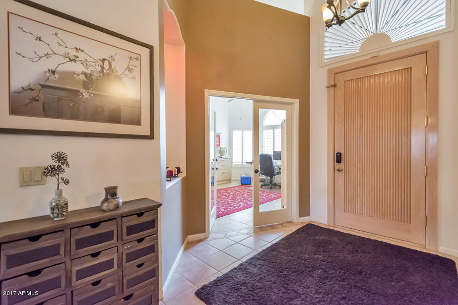 2039 East Tecoma Road Phoenix, AZ 85048 - Photo 3 of 25 DSC_4485