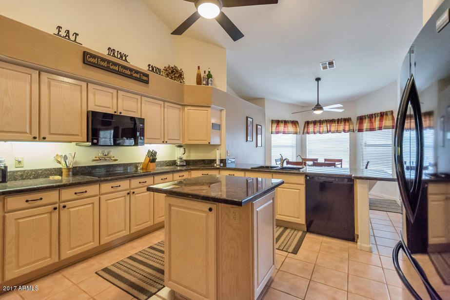 2039 East Tecoma Road Phoenix, AZ 85048 - Photo 9 of 25 DSC_4504